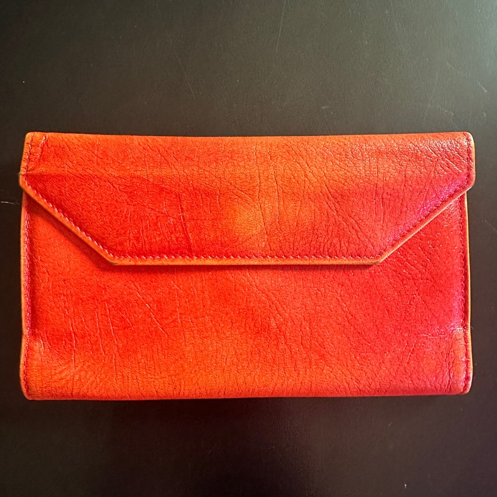Buxton - Genuine Leather made in Canada Wallet w/ change purse, pen holder